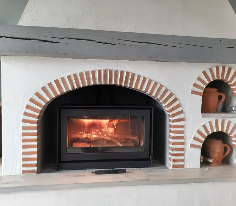 Marque de poêle et cheminée Barbas vendu par l'entreprise quali-flammes, entreprise de cheminée et poêles à Vallet