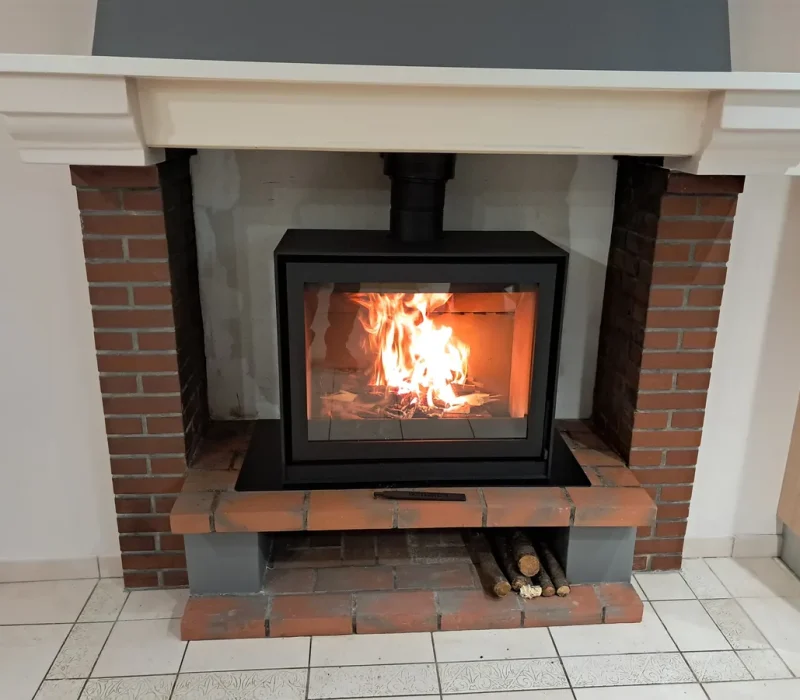 Marque de poêle et cheminée Barbas vendu par l'entreprise quali-flammes, entreprise de cheminée et poêles à Vallet