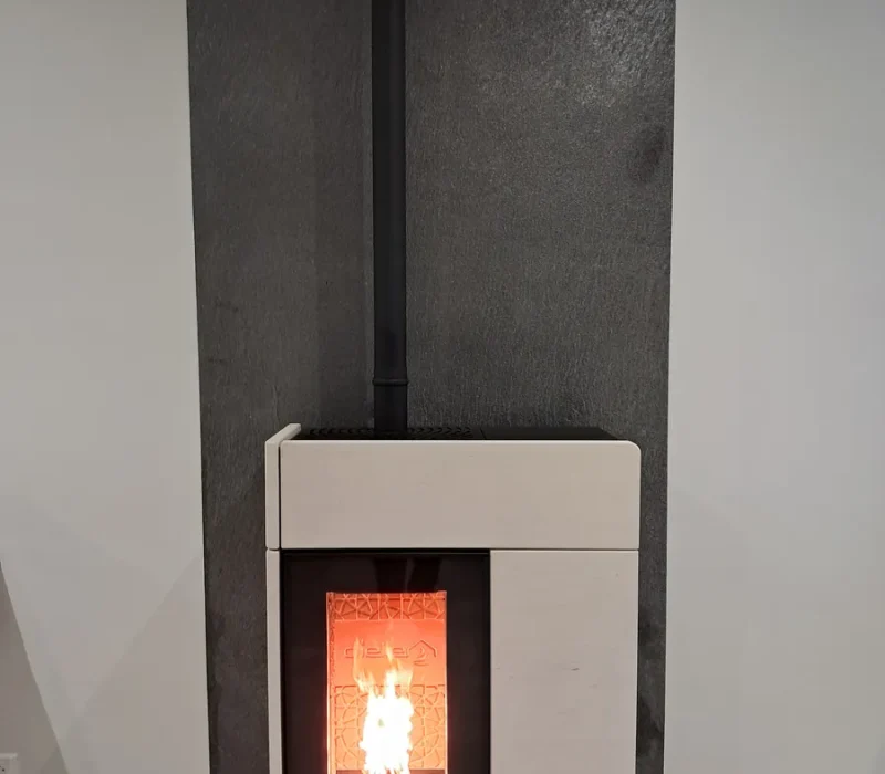 Marque de poêle et cheminée Dielle vendu par l'entreprise quali-flammes, entreprise de cheminée et poêles à Vallet