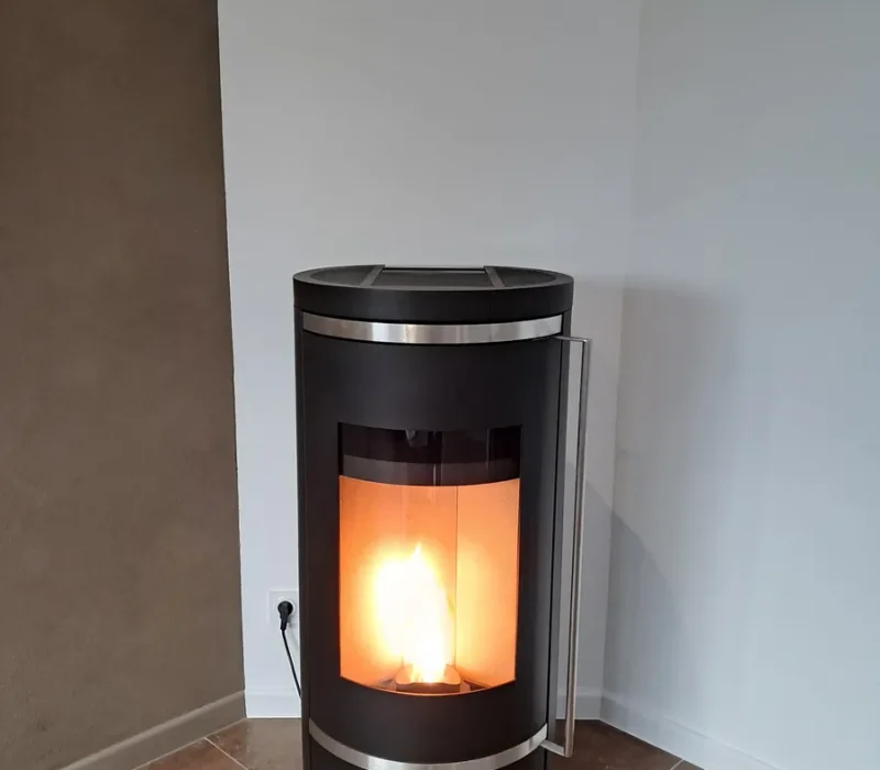Marque de poêle et cheminée Oranier vendu par l'entreprise quali-flammes, entreprise de cheminée et poêles à Vallet